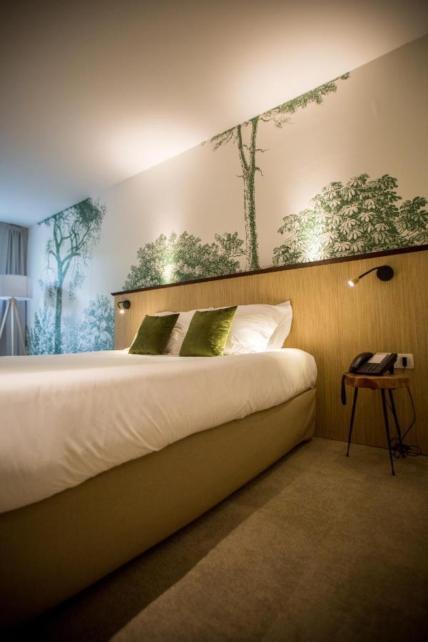 Best Western Le Bois De La Marche Liguge Exterior photo